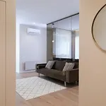 мм Group Apartman *