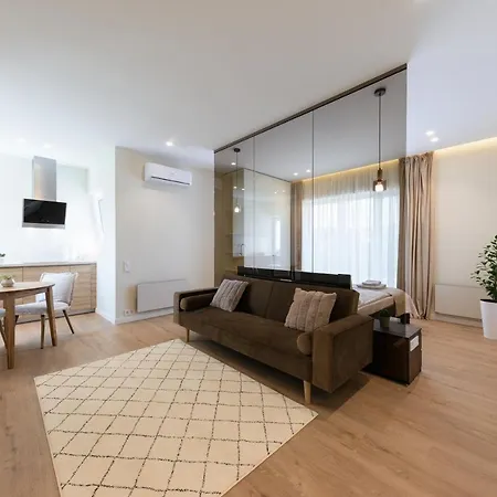 Apartment мм Group