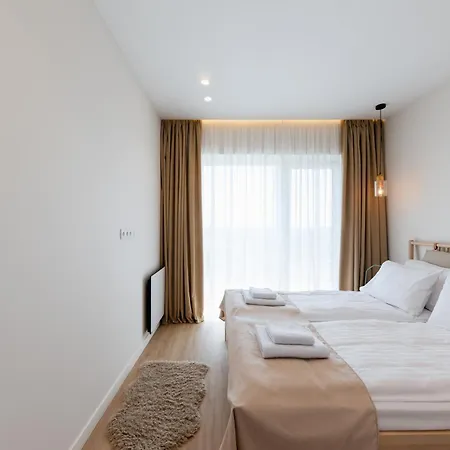 Apartment мм Group *