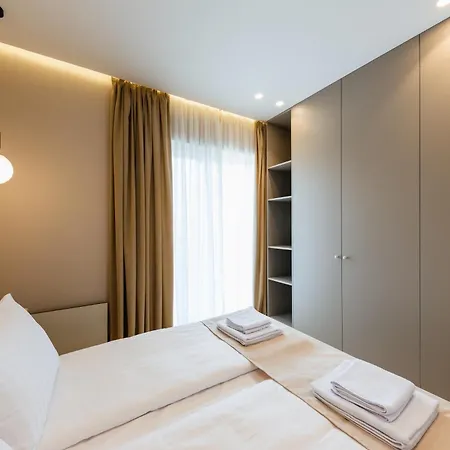 мм Group Apartment