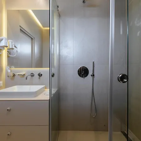 Apartment мм Group *