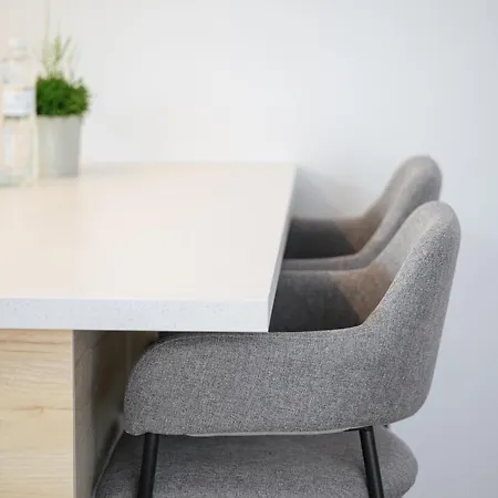 мм Group דירה *