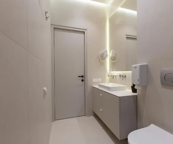 мм Group Apartamento *