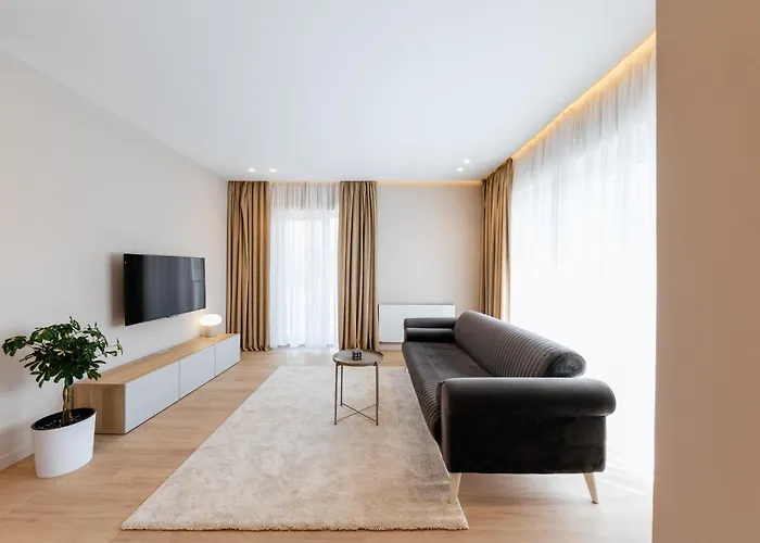 мм Group Apartamento *