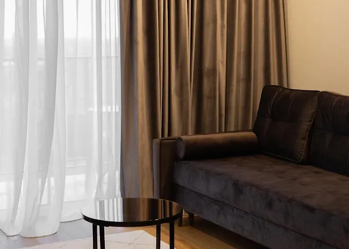 мм Group Apartamento Úzhgorod
